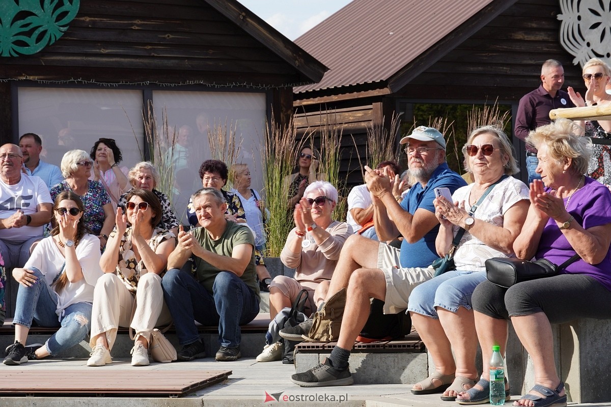 Wesele Kurpiowskie 2024. Koncert Kapeli Folkowej Horpyna - zdjęcie #25 - eOstroleka.pl