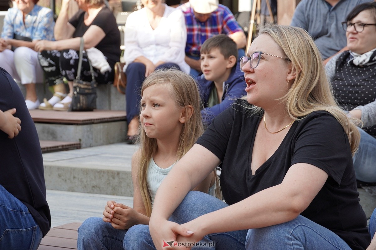 Wesele Kurpiowskie 2024. Koncert Kapeli Folkowej Horpyna - zdjęcie #14 - eOstroleka.pl