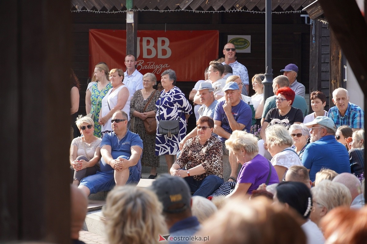 Wesele Kurpiowskie 2024. Koncert Kapeli Folkowej Horpyna - zdjęcie #5 - eOstroleka.pl