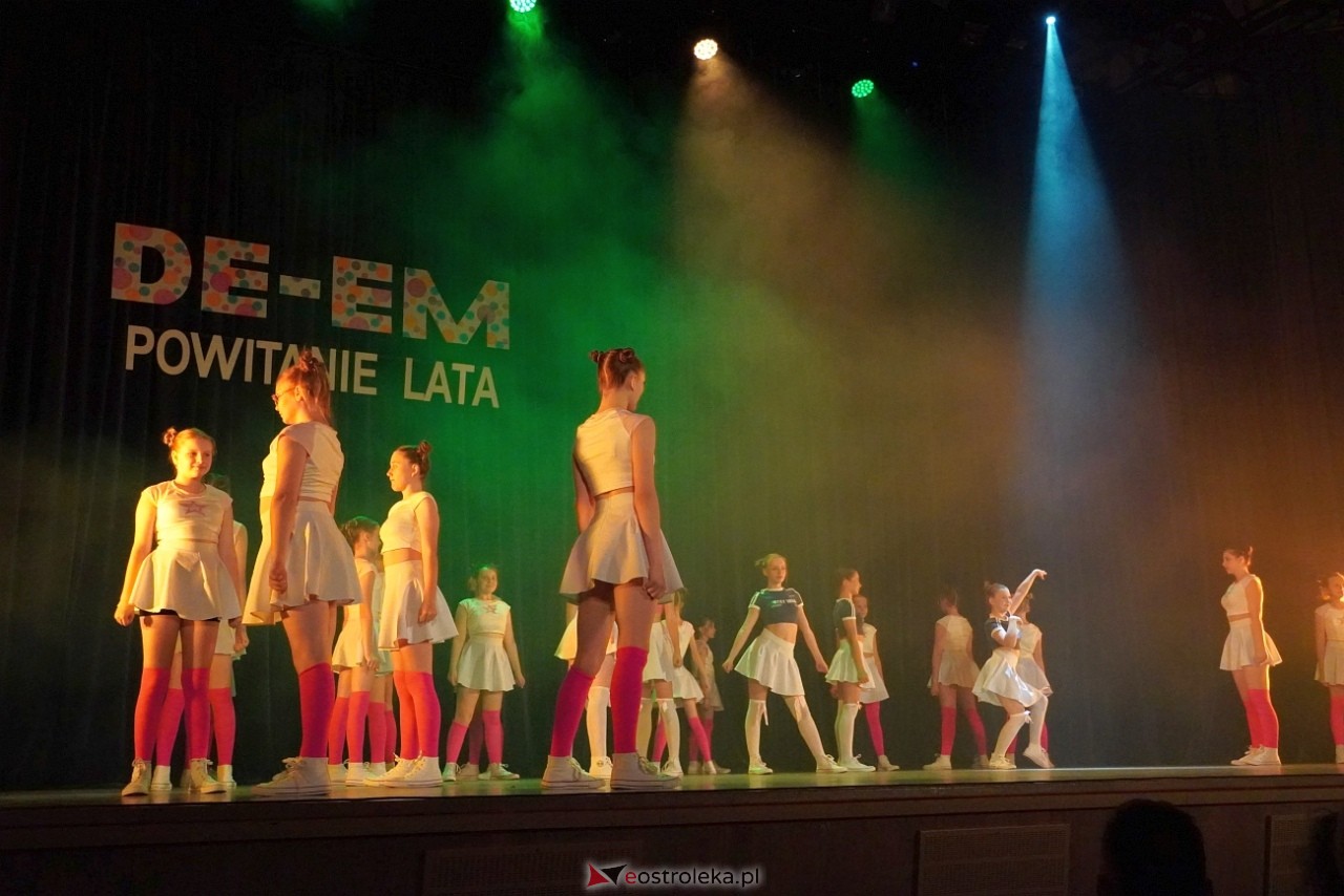 Zespół Tańca Współczesnego De-eM przywitał lato w rytmie K-popu! [16.06.2024] - zdjęcie #89 - eOstroleka.pl
