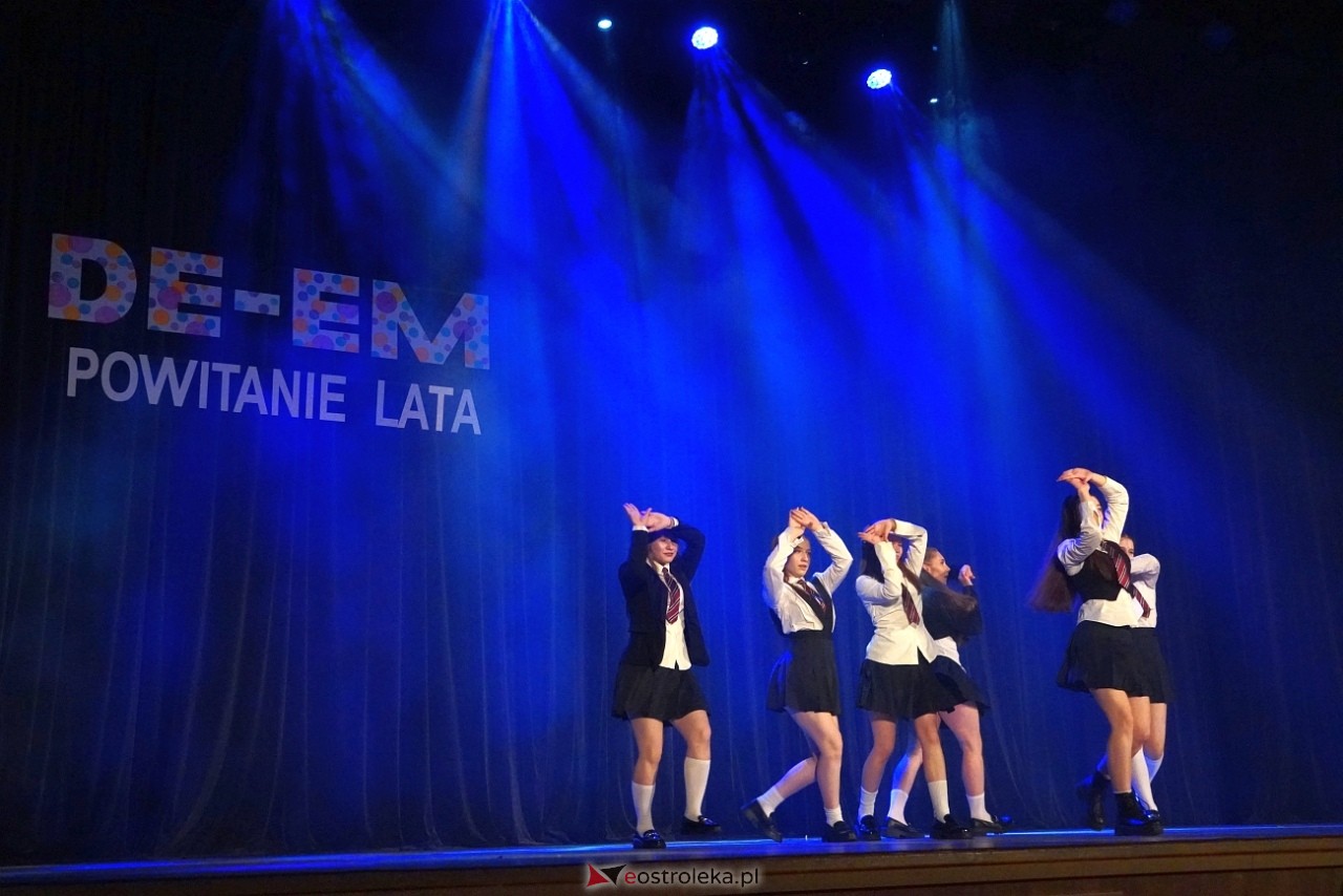 Zespół Tańca Współczesnego De-eM przywitał lato w rytmie K-popu! [16.06.2024] - zdjęcie #76 - eOstroleka.pl