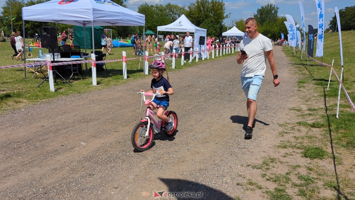 Zawody rowerkowe na plaży miejskiej w Ostrołęce [16.06.2024] - zdjęcie #13 - eOstroleka.pl