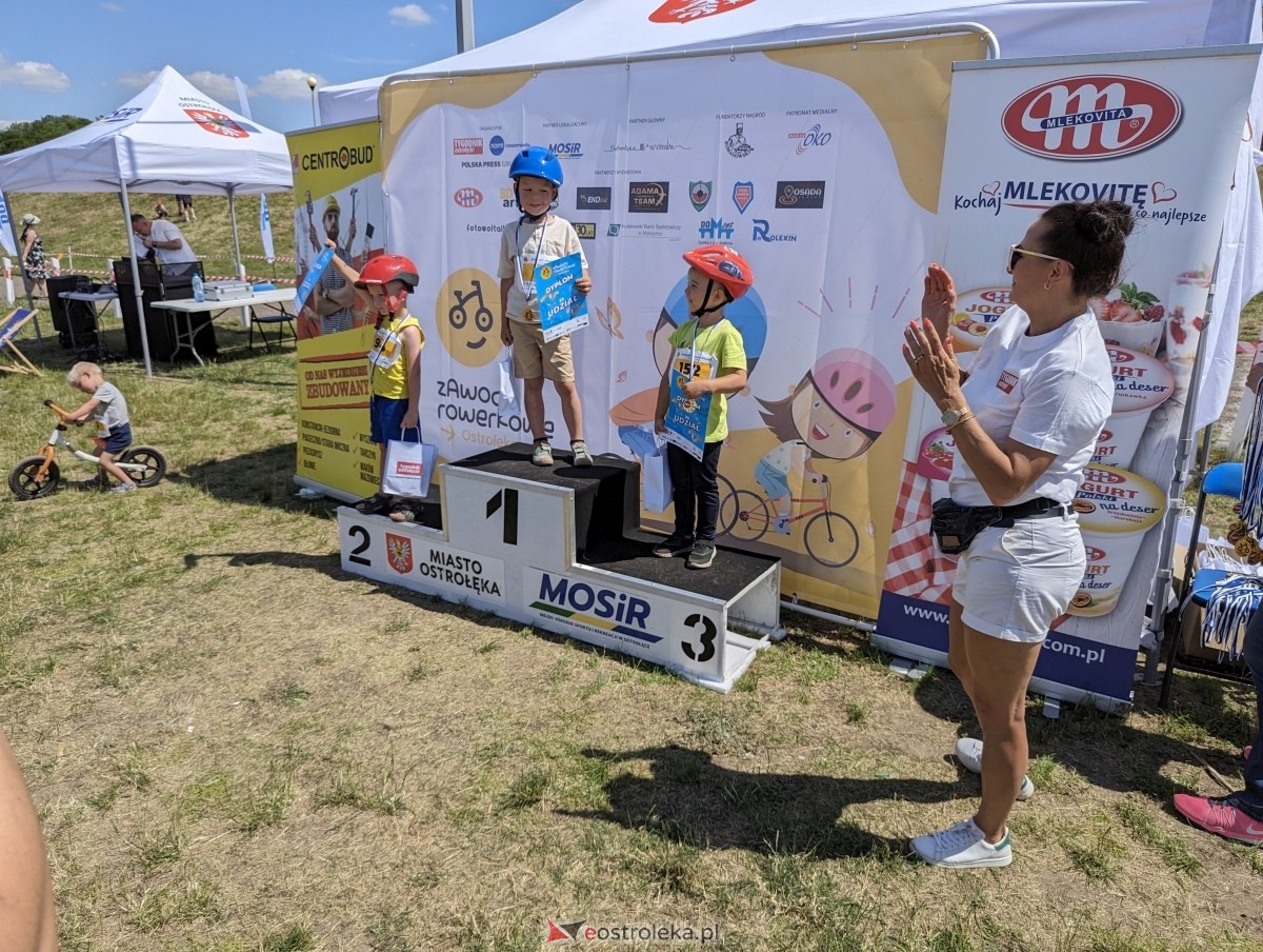 Zawody rowerkowe na plaży miejskiej w Ostrołęce [16.06.2024] - zdjęcie #2 - eOstroleka.pl