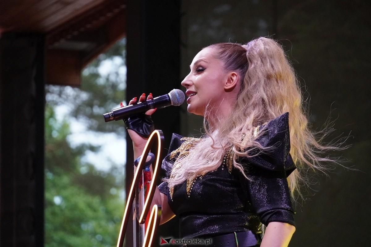 Wesele Kurpiowskie 2024 - koncert Cleo w Kadzidle [16.06.2024] - zdjęcie #57 - eOstroleka.pl