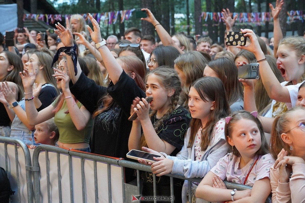 Wesele Kurpiowskie 2024 - koncert Cleo w Kadzidle [16.06.2024] - zdjęcie #44 - eOstroleka.pl