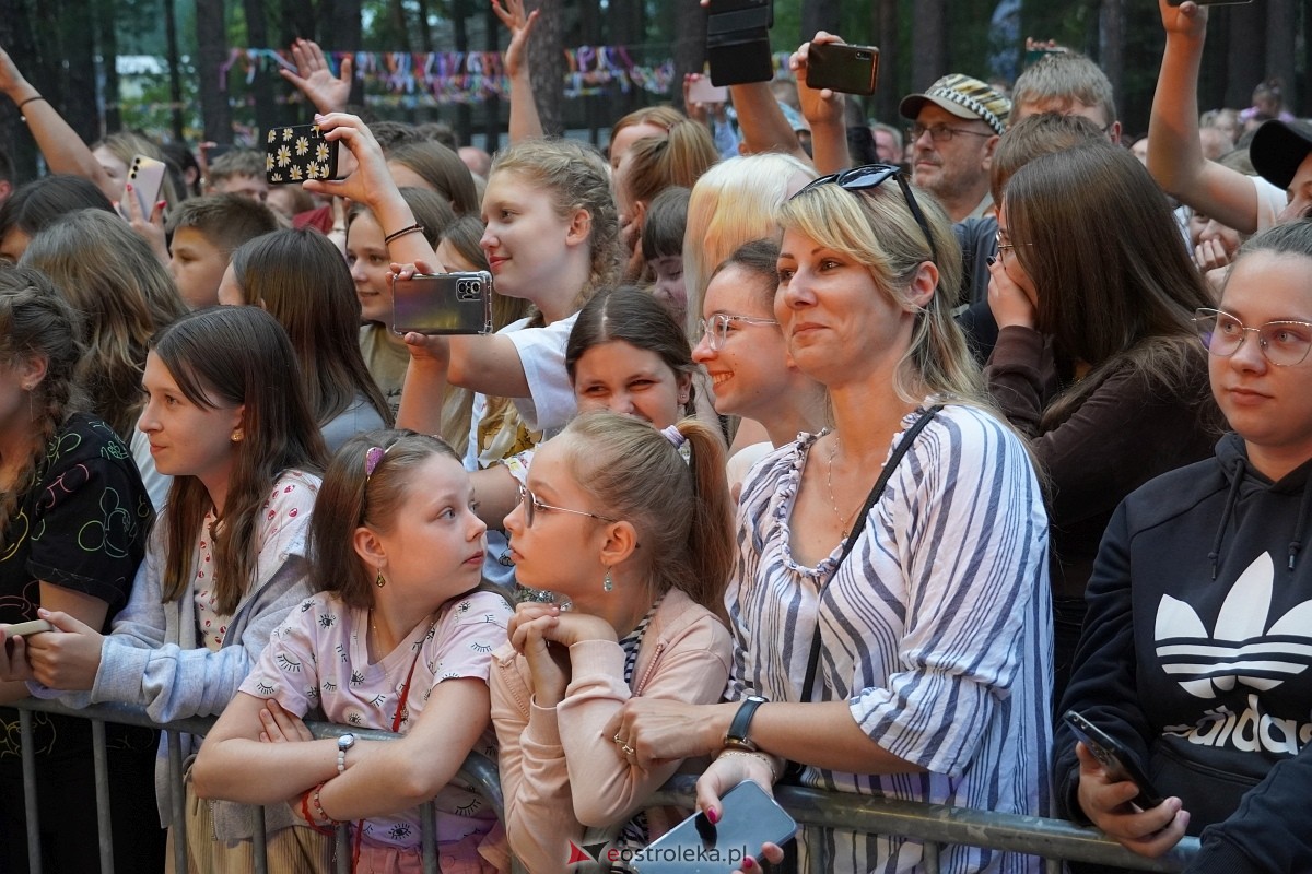 Wesele Kurpiowskie 2024 - koncert Cleo w Kadzidle [16.06.2024] - zdjęcie #43 - eOstroleka.pl