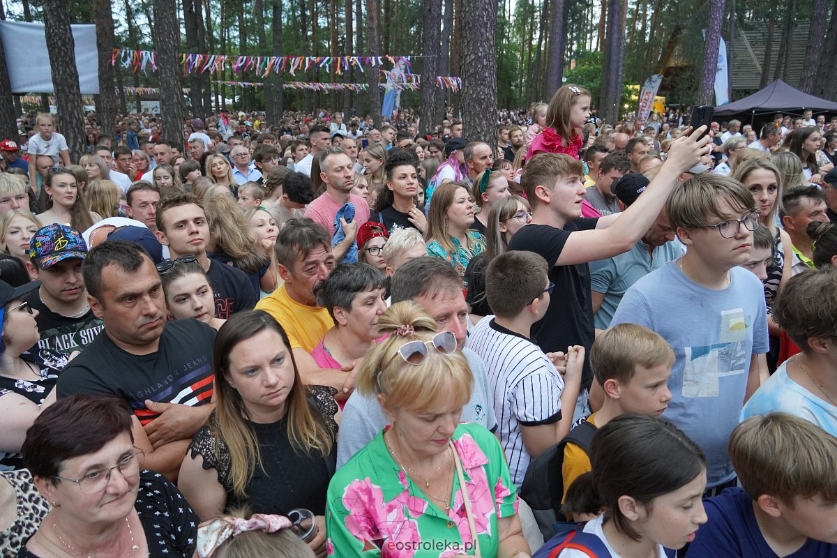 Wesele Kurpiowskie 2024 - koncert Cleo w Kadzidle [16.06.2024] - zdjęcie #25 - eOstroleka.pl