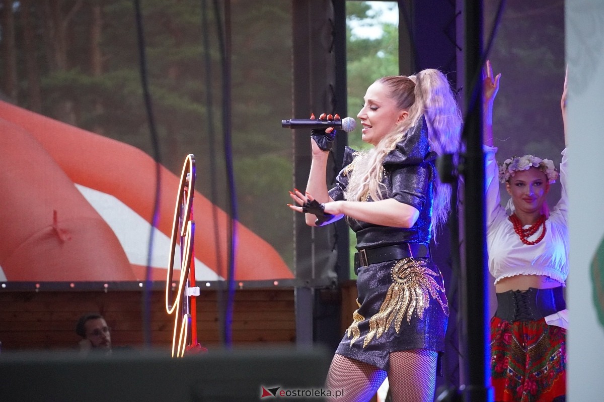 Wesele Kurpiowskie 2024 - koncert Cleo w Kadzidle [16.06.2024] - zdjęcie #21 - eOstroleka.pl