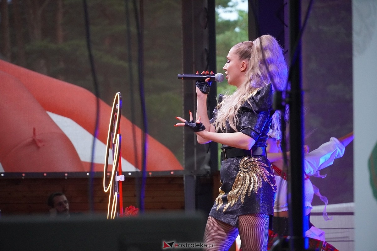 Wesele Kurpiowskie 2024 - koncert Cleo w Kadzidle [16.06.2024] - zdjęcie #20 - eOstroleka.pl