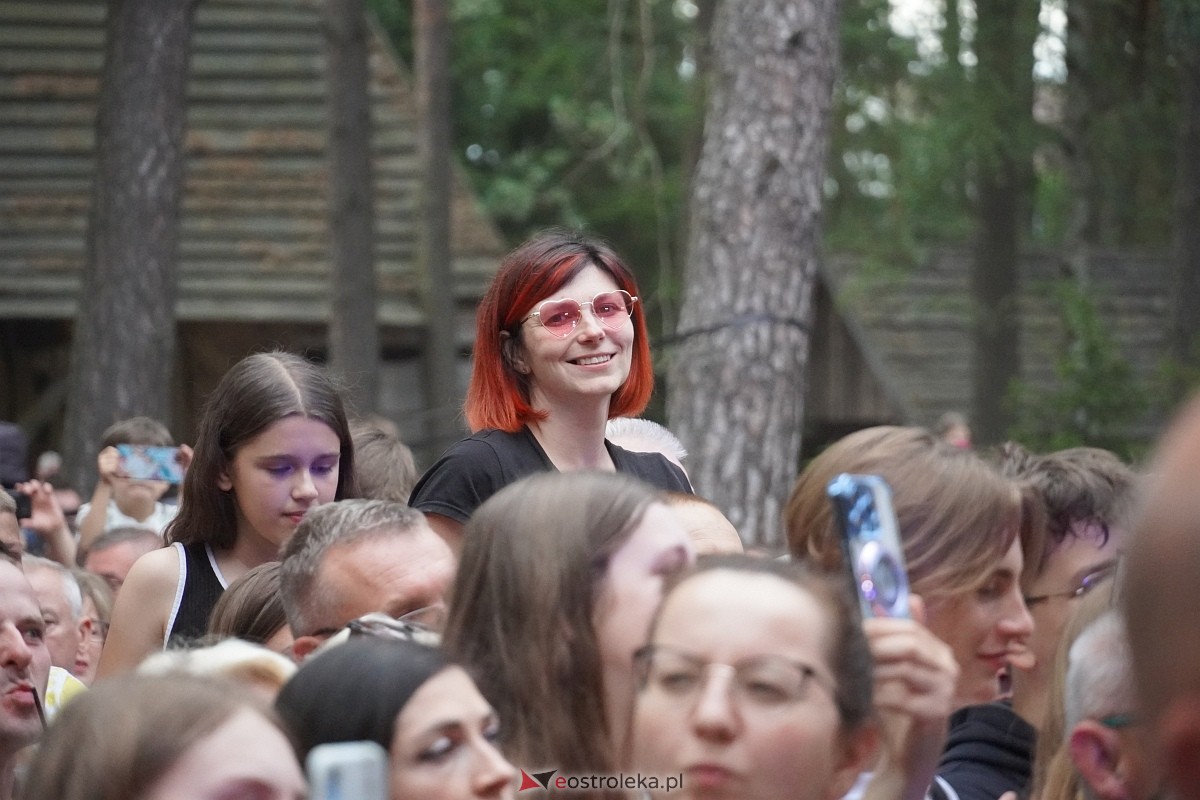 Wesele Kurpiowskie 2024 - koncert Cleo w Kadzidle [16.06.2024] - zdjęcie #16 - eOstroleka.pl