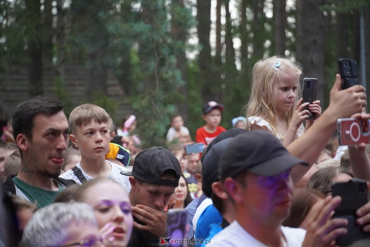 Wesele Kurpiowskie 2024 - koncert Cleo w Kadzidle [16.06.2024] - zdjęcie #15 - eOstroleka.pl