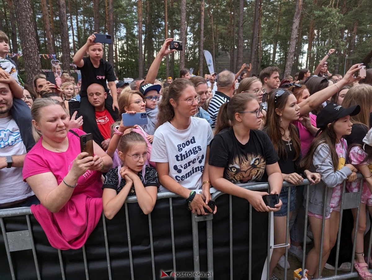 Wesele Kurpiowskie 2024 - koncert Cleo w Kadzidle [16.06.2024] - zdjęcie #110 - eOstroleka.pl