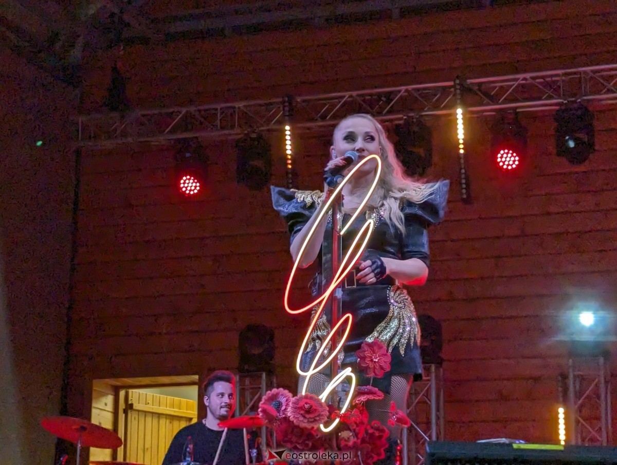 Wesele Kurpiowskie 2024 - koncert Cleo w Kadzidle [16.06.2024] - zdjęcie #99 - eOstroleka.pl