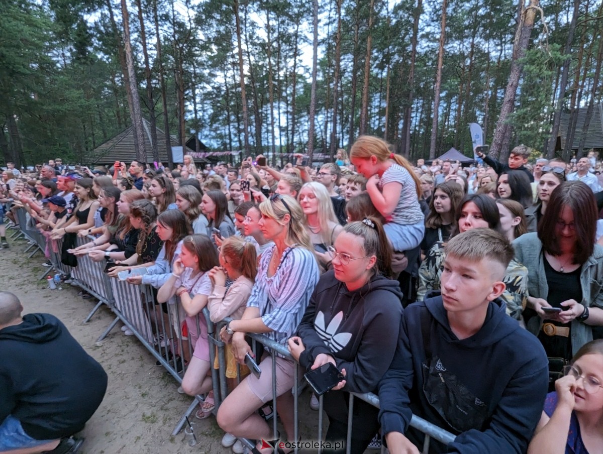 Wesele Kurpiowskie 2024 - koncert Cleo w Kadzidle [16.06.2024] - zdjęcie #94 - eOstroleka.pl
