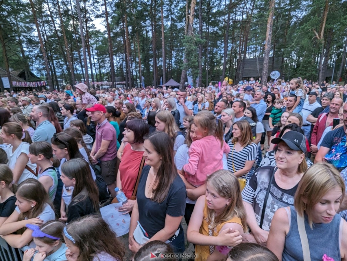 Wesele Kurpiowskie 2024 - koncert Cleo w Kadzidle [16.06.2024] - zdjęcie #89 - eOstroleka.pl