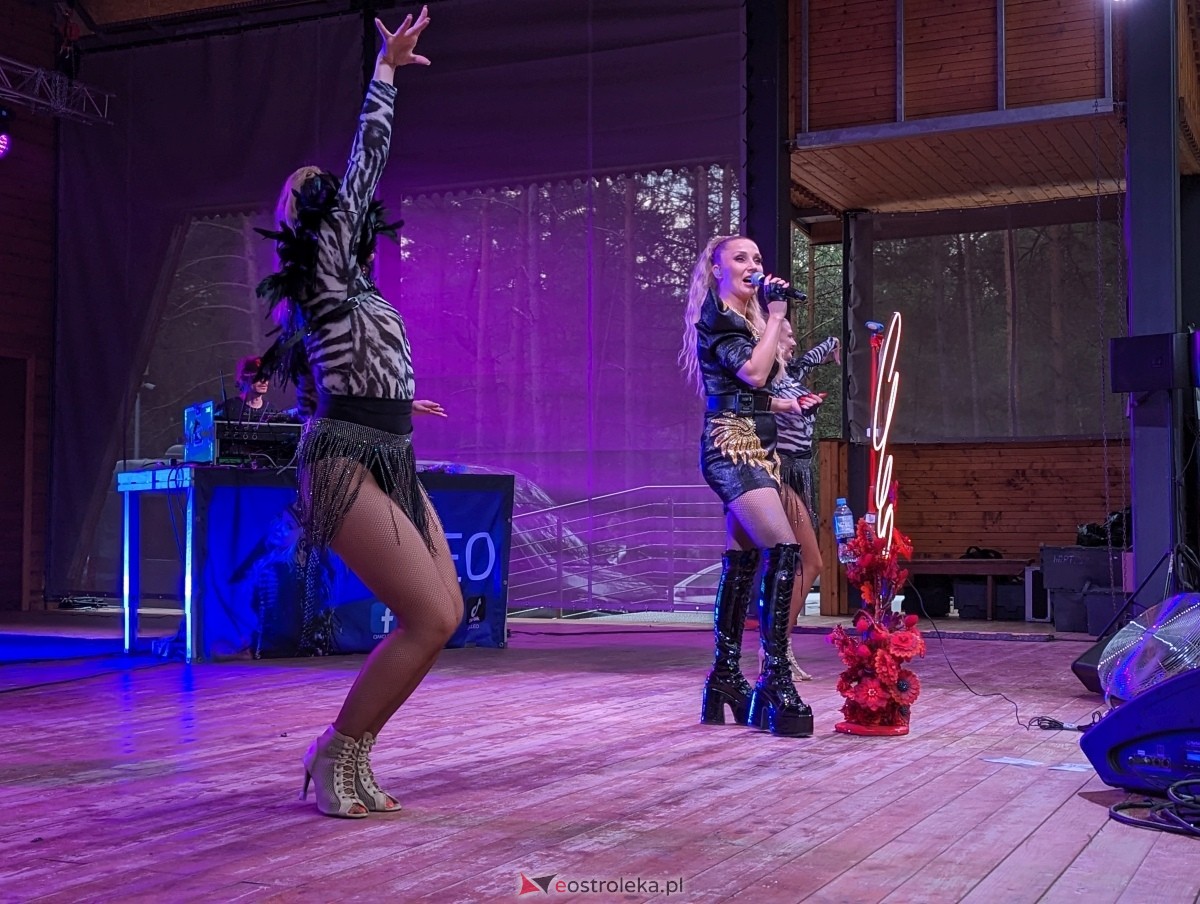 Wesele Kurpiowskie 2024 - koncert Cleo w Kadzidle [16.06.2024] - zdjęcie #82 - eOstroleka.pl