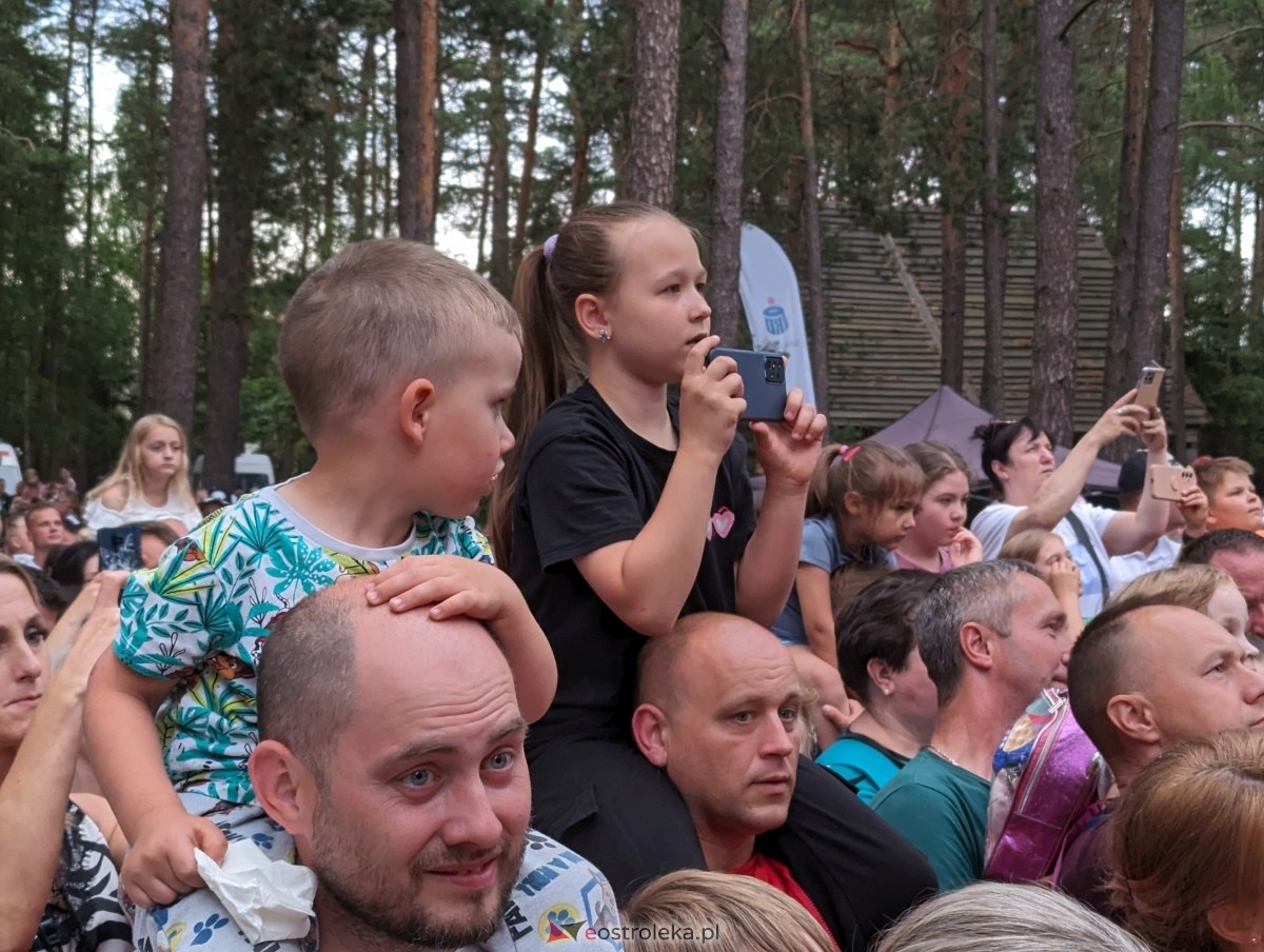 Wesele Kurpiowskie 2024 - koncert Cleo w Kadzidle [16.06.2024] - zdjęcie #69 - eOstroleka.pl