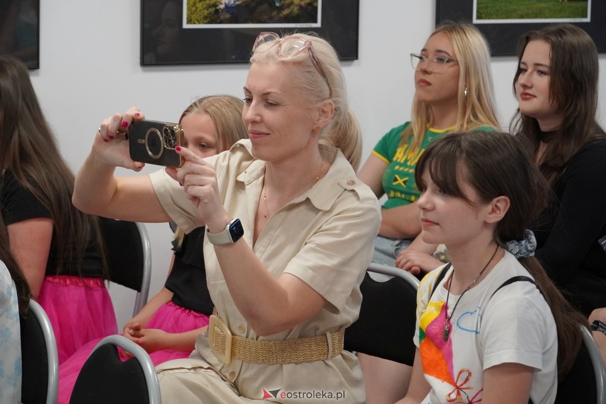 VI edycja konkursu wokalnego Śpiewający powiat [18.06.2024] - zdjęcie #29 - eOstroleka.pl