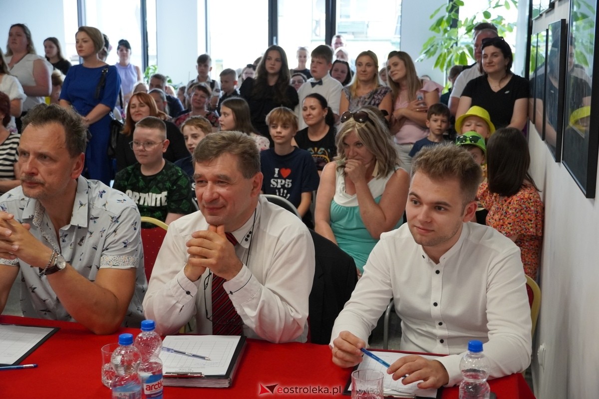 VI edycja konkursu wokalnego Śpiewający powiat [18.06.2024] - zdjęcie #27 - eOstroleka.pl