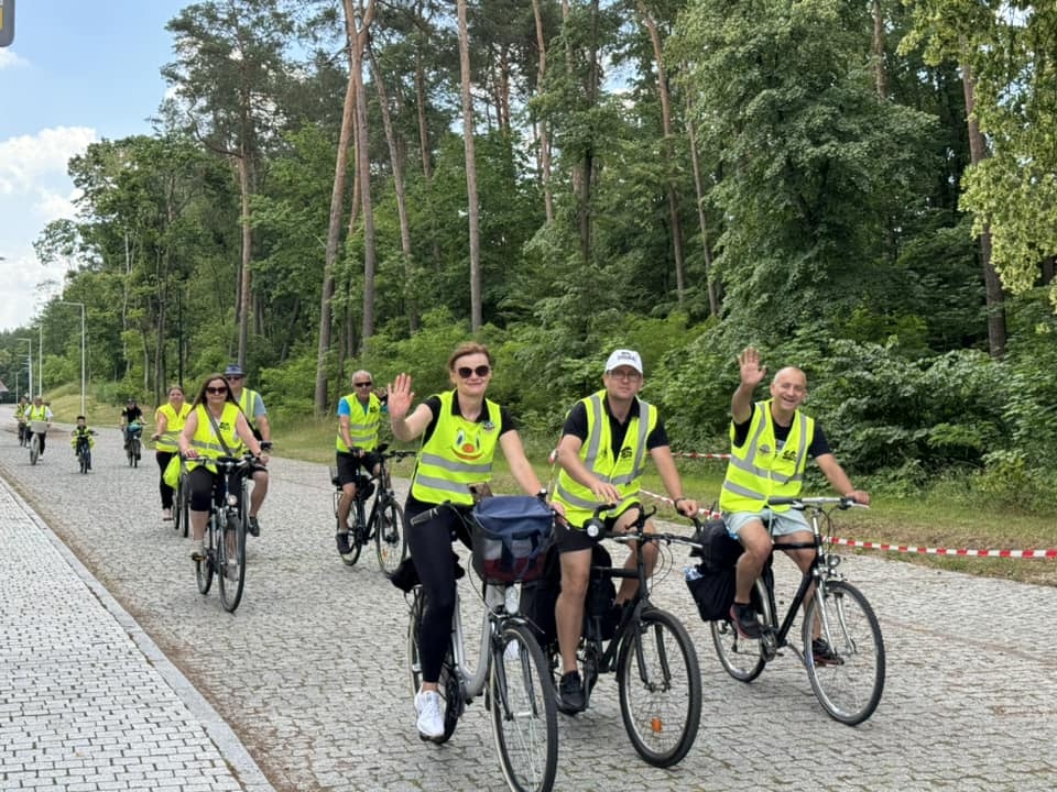 Rodzinny Rajd Rowerowy w gminie Olszewo-Borki - zdjęcie #8 - eOstroleka.pl