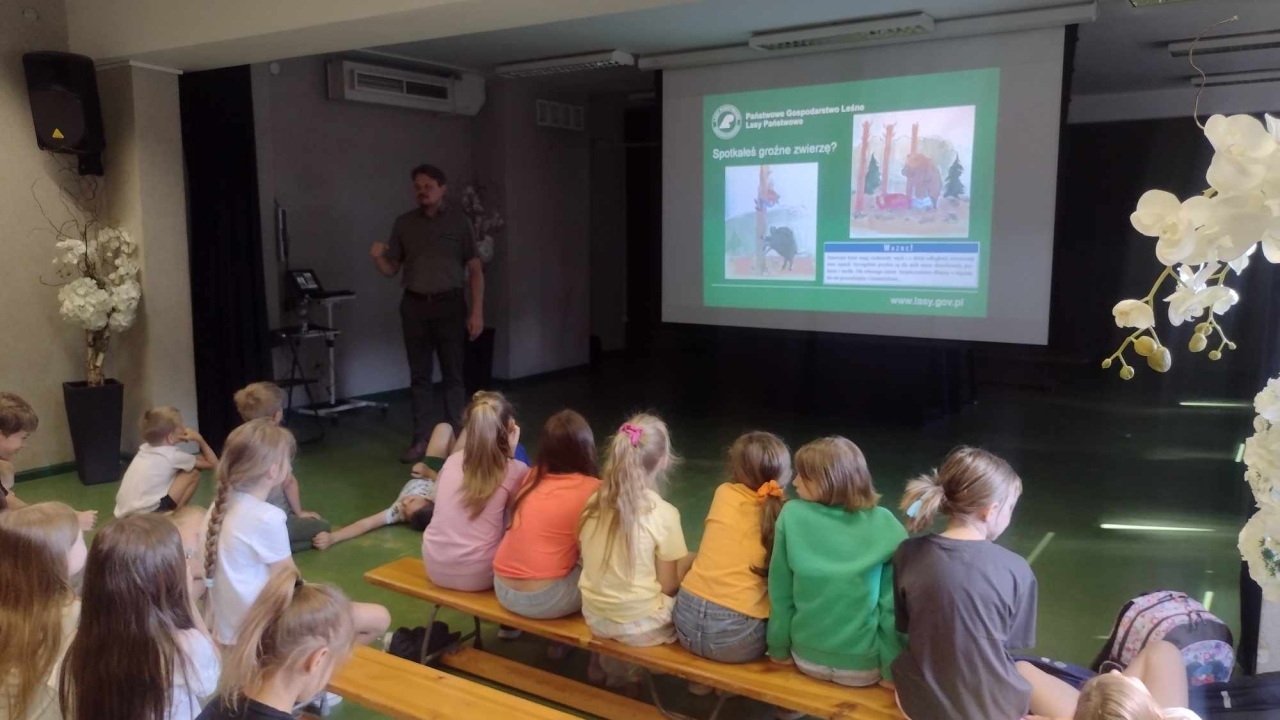 Bezpieczne wakacje w SP 10 Ostrołęka [19.06.2024] - zdjęcie #28 - eOstroleka.pl