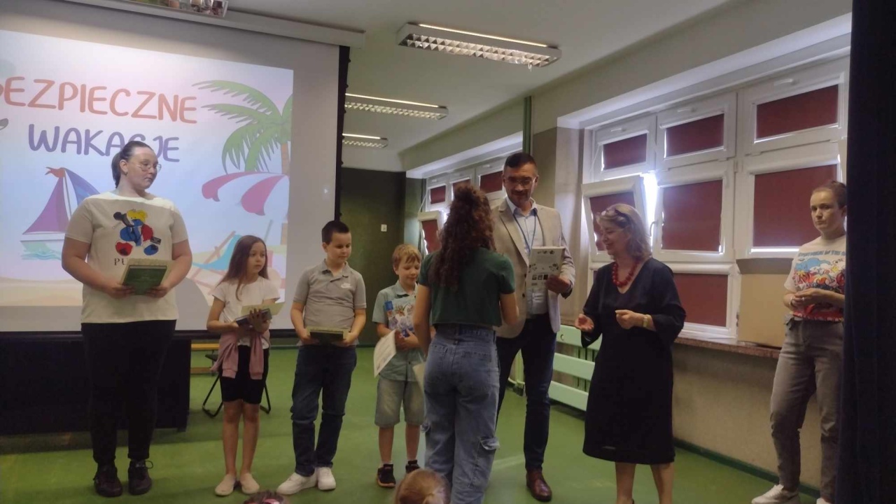 Bezpieczne wakacje w SP 10 Ostrołęka [19.06.2024] - zdjęcie #26 - eOstroleka.pl