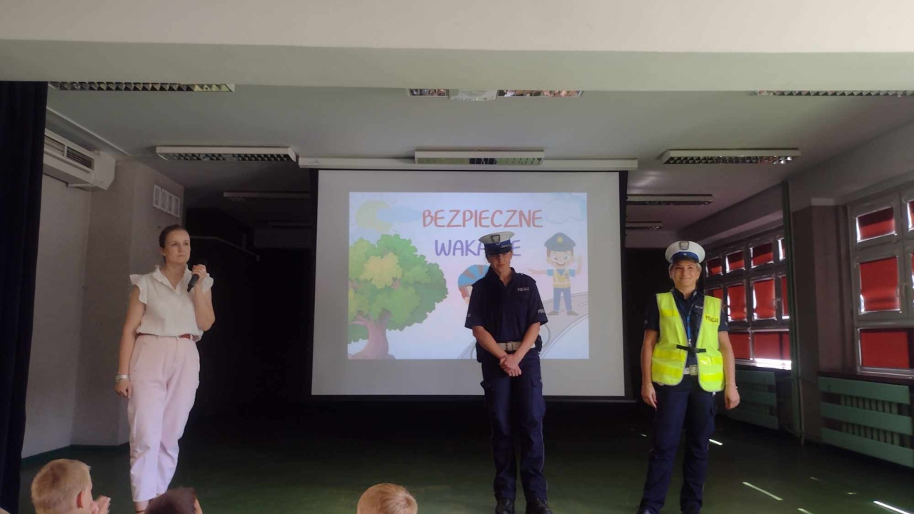 Bezpieczne wakacje w SP 10 Ostrołęka [19.06.2024] - zdjęcie #17 - eOstroleka.pl