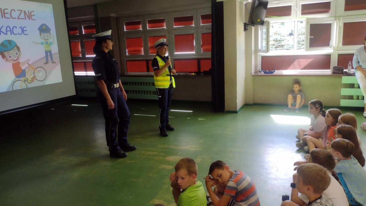 Bezpieczne wakacje w SP 10 Ostrołęka [19.06.2024] - zdjęcie #13 - eOstroleka.pl