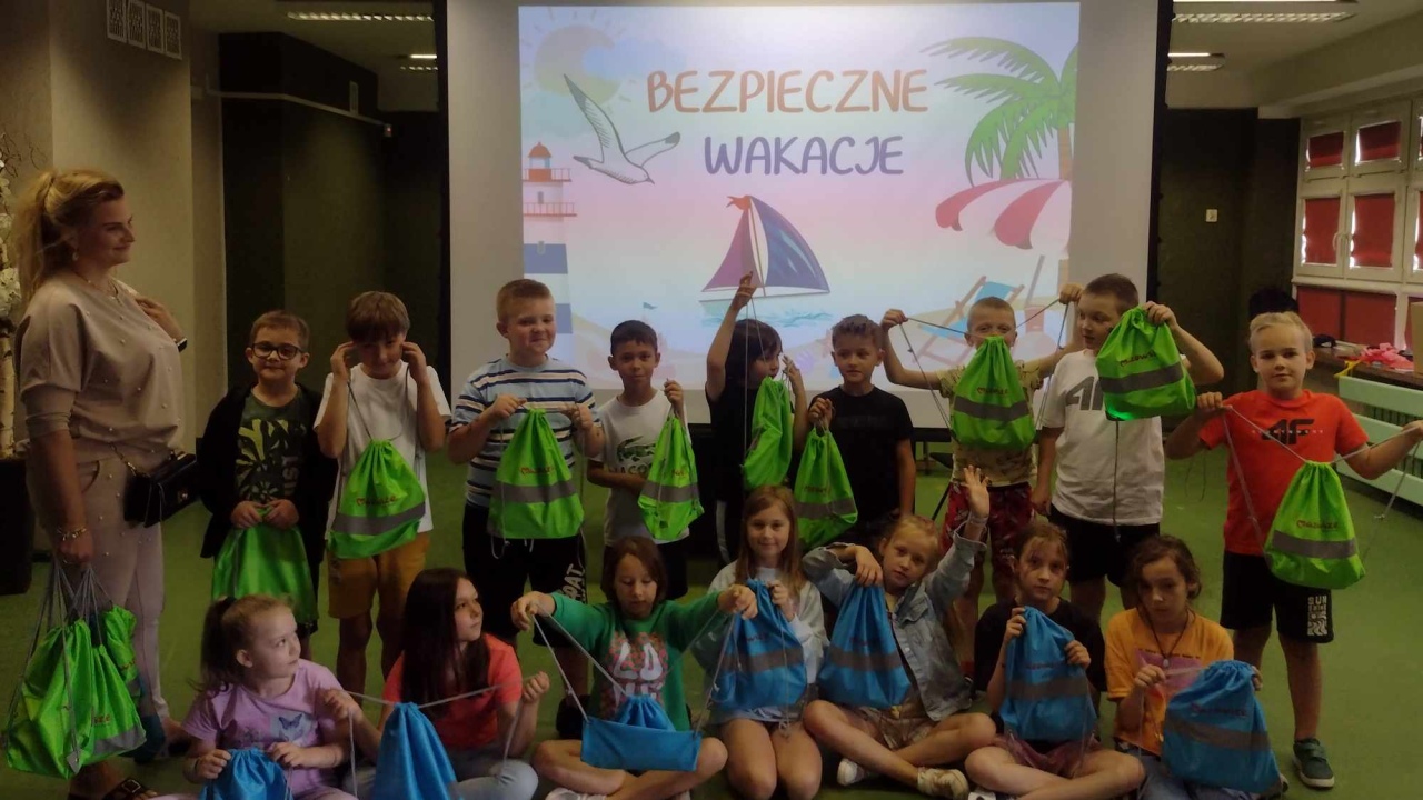 Bezpieczne wakacje w SP 10 Ostrołęka [19.06.2024] - zdjęcie #10 - eOstroleka.pl