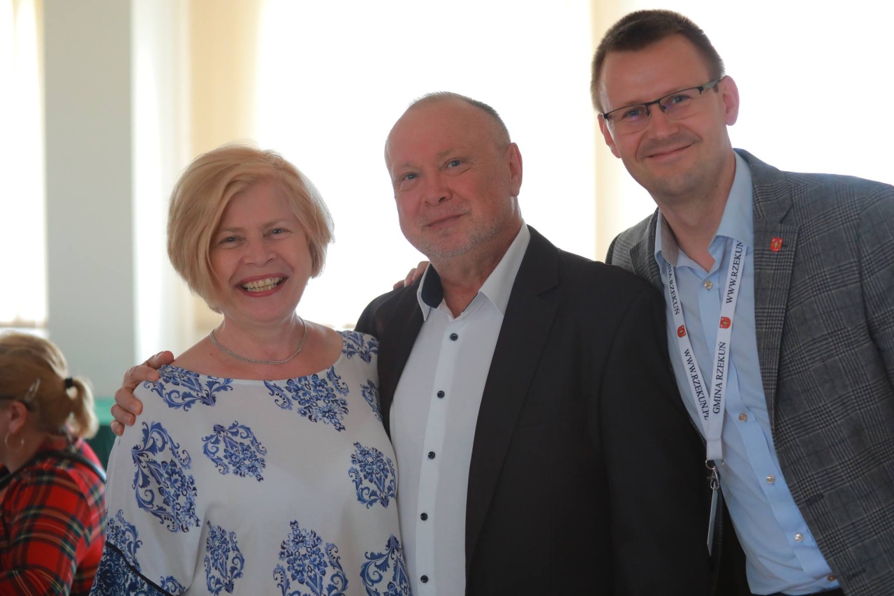 Nagrody dla najzdolniejszych uczniów z gminy Rzekuń [20.06.2024] - zdjęcie #2 - eOstroleka.pl