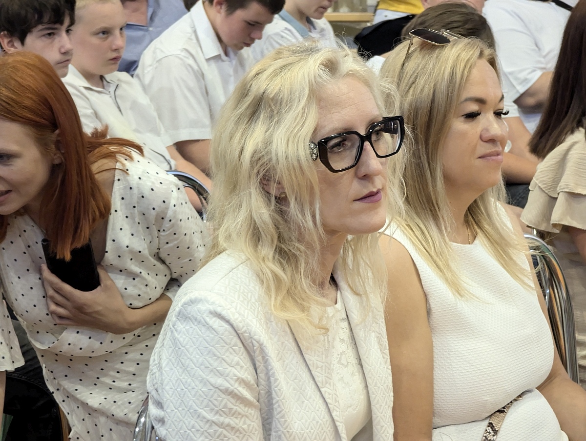 Zakończenie roku szkolnego w Szkole Podstawowej nr 5 w Ostrołęce [21.05.2024] - zdjęcie #66 - eOstroleka.pl