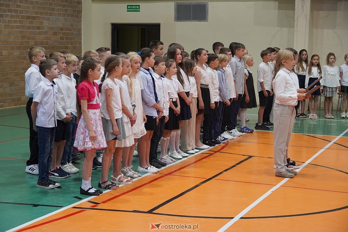 Zakończenie roku szkolnego w Szkole Podstawowej nr 5 w Ostrołęce [21.05.2024] - zdjęcie #200 - eOstroleka.pl