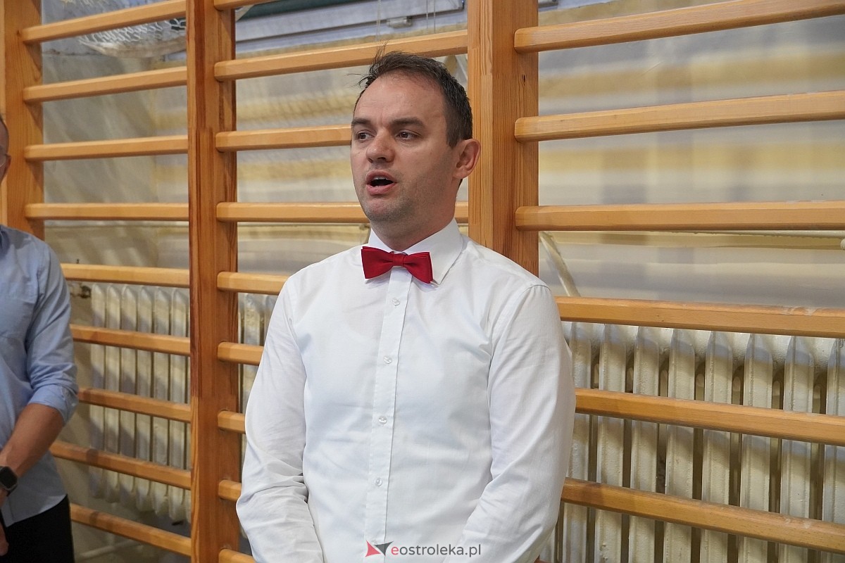 Zakończenie roku szkolnego w Szkole Podstawowej nr 5 w Ostrołęce [21.05.2024] - zdjęcie #191 - eOstroleka.pl