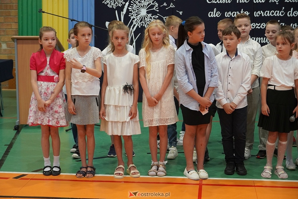 Zakończenie roku szkolnego w Szkole Podstawowej nr 5 w Ostrołęce [21.05.2024] - zdjęcie #166 - eOstroleka.pl