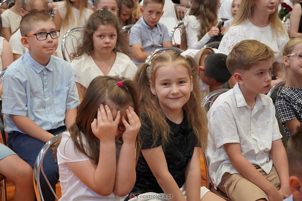 Zakończenie roku szkolnego w Szkole Podstawowej nr 5 w Ostrołęce [21.05.2024] - zdjęcie #156 - eOstroleka.pl