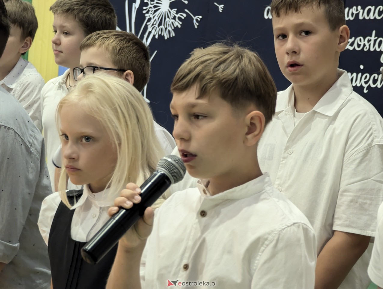 Zakończenie roku szkolnego w Szkole Podstawowej nr 5 w Ostrołęce [21.05.2024] - zdjęcie #223 - eOstroleka.pl