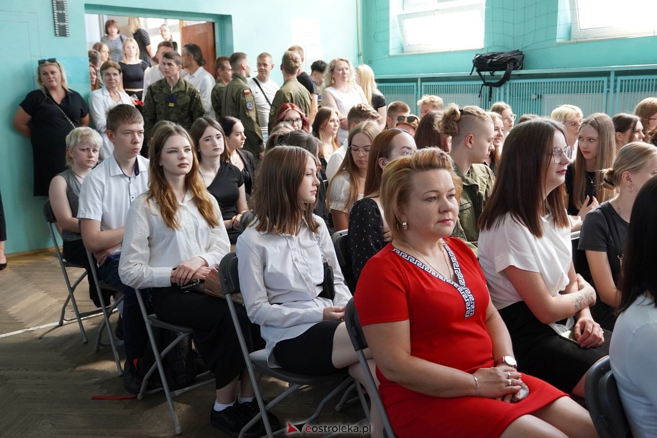 Zakończenie roku szkolnego w Zespole Szkół Zawodowych nr 2 [21.06.2024] - zdjęcie #86 - eOstroleka.pl