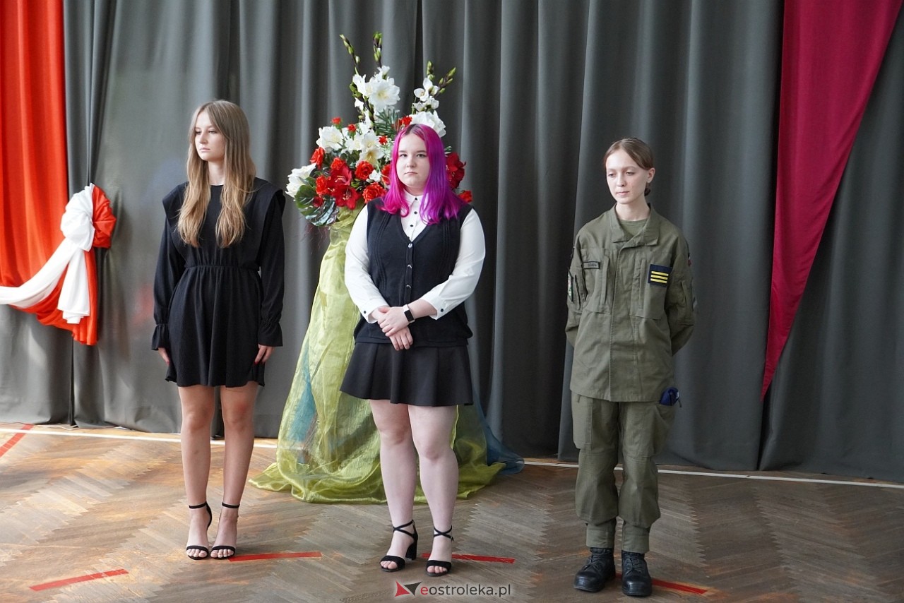 Zakończenie roku szkolnego w Zespole Szkół Zawodowych nr 2 [21.06.2024] - zdjęcie #35 - eOstroleka.pl