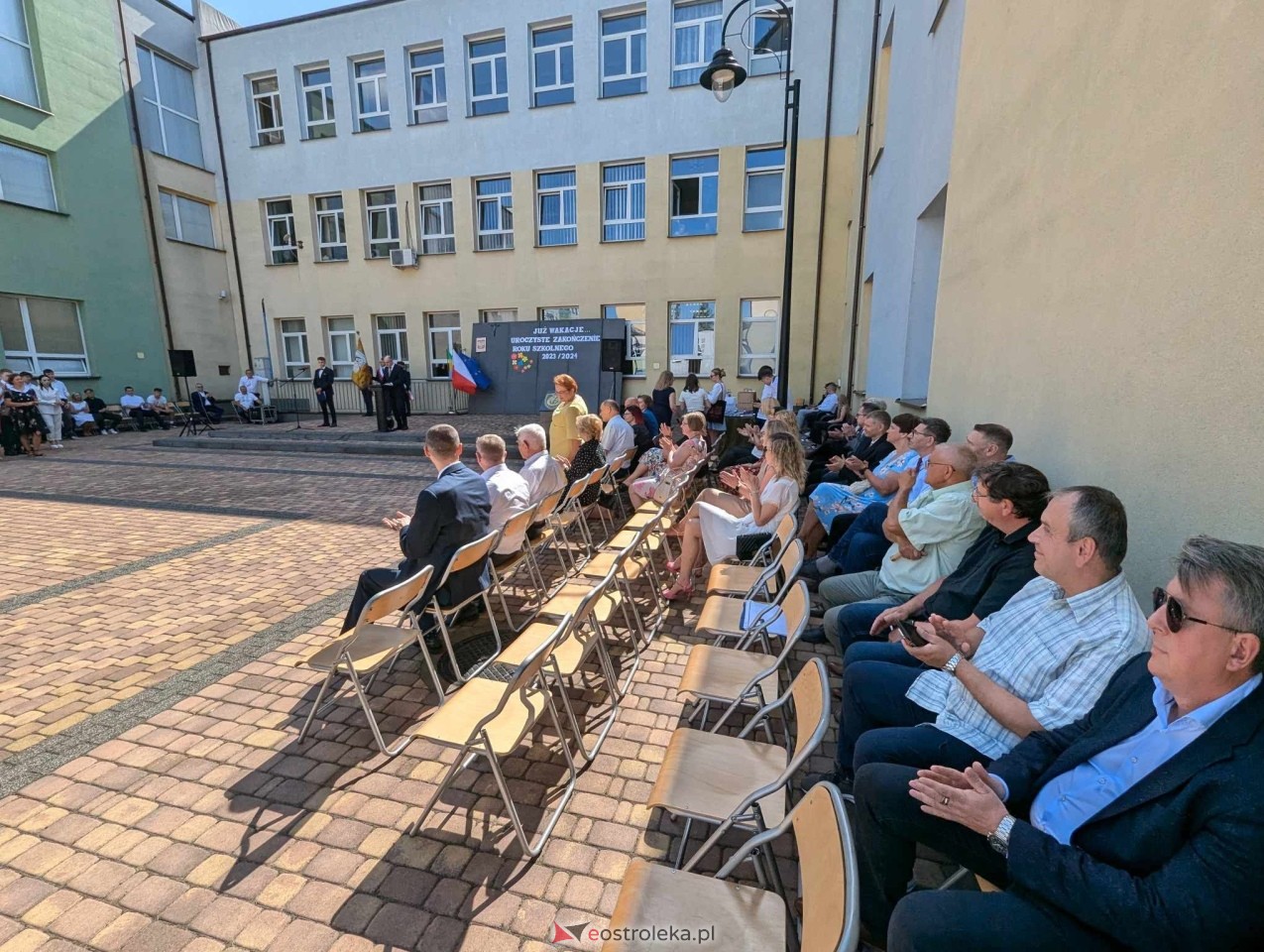 Zakończenie roku szkolnego w Zespole Szkół Zawodowych nr 1 w Ostrołęce [21.06.2024] - zdjęcie #34 - eOstroleka.pl