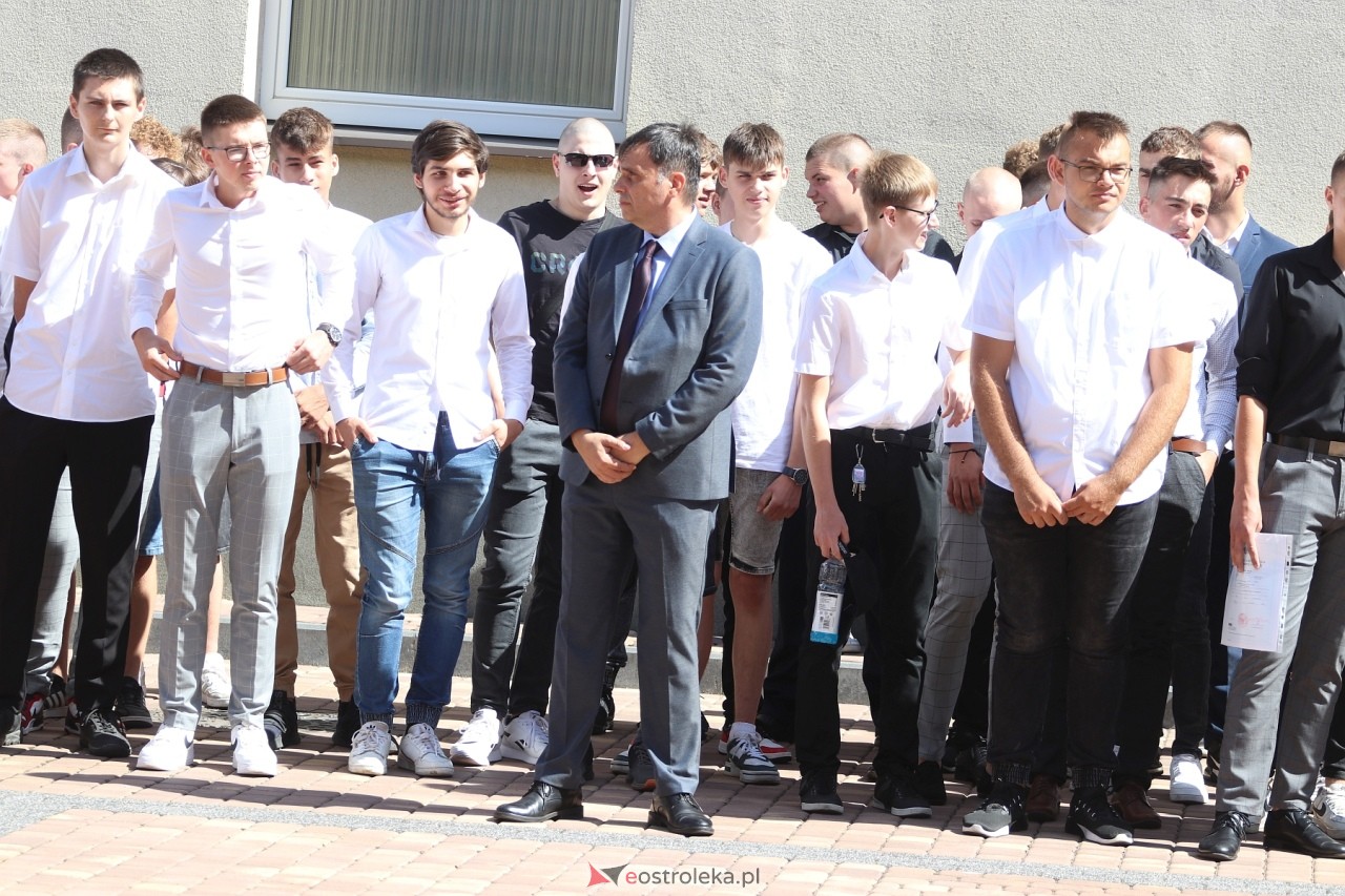 Zakończenie roku szkolnego w Zespole Szkół Zawodowych nr 1 w Ostrołęce [21.06.2024] - zdjęcie #56 - eOstroleka.pl