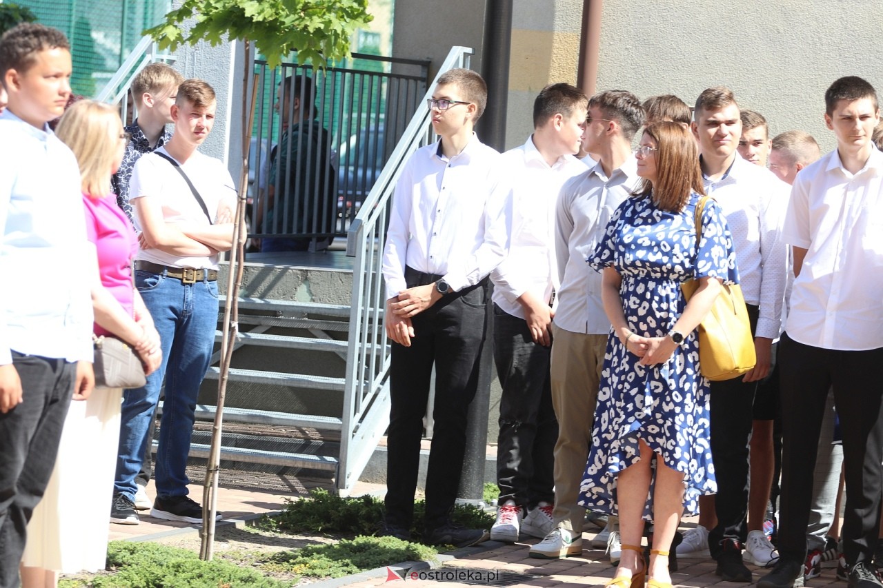 Zakończenie roku szkolnego w Zespole Szkół Zawodowych nr 1 w Ostrołęce [21.06.2024] - zdjęcie #55 - eOstroleka.pl