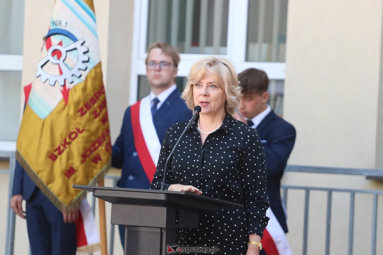 Zakończenie roku szkolnego w Zespole Szkół Zawodowych nr 1 w Ostrołęce [21.06.2024] - zdjęcie #33 - eOstroleka.pl