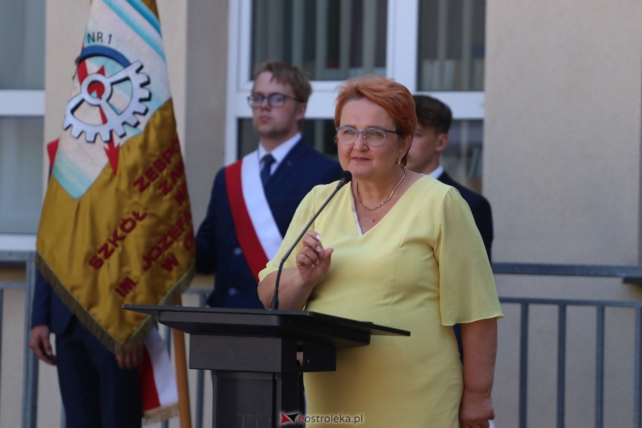 Zakończenie roku szkolnego w Zespole Szkół Zawodowych nr 1 w Ostrołęce [21.06.2024] - zdjęcie #30 - eOstroleka.pl