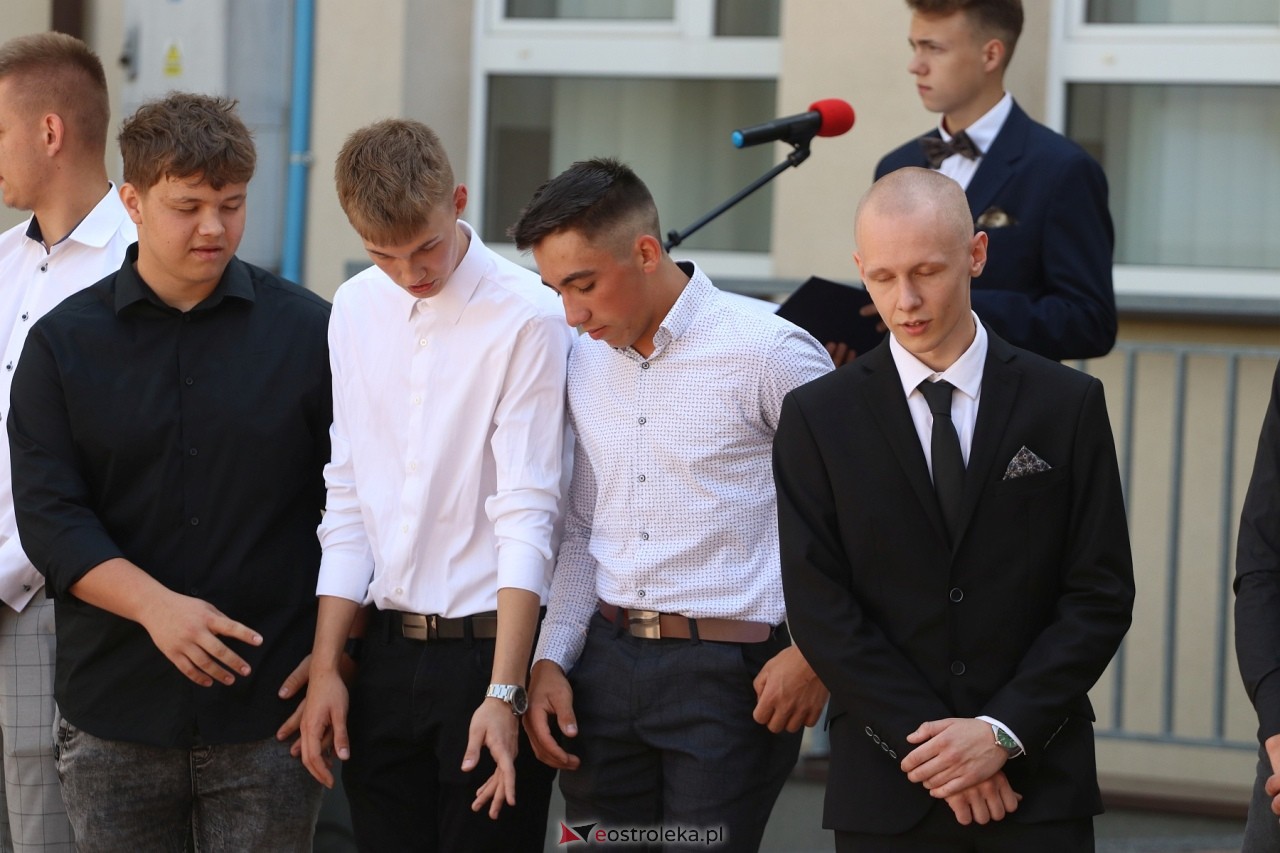 Zakończenie roku szkolnego w Zespole Szkół Zawodowych nr 1 w Ostrołęce [21.06.2024] - zdjęcie #22 - eOstroleka.pl