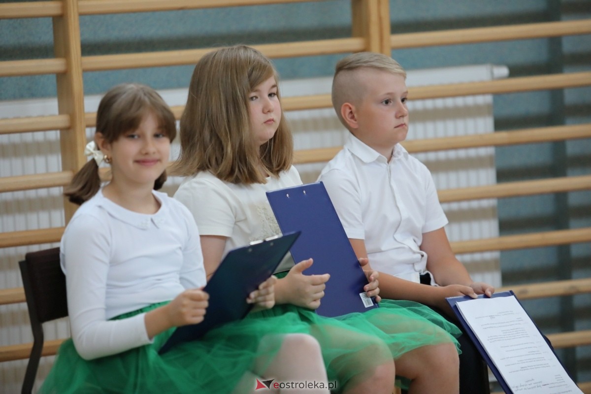 Zakończenie roku szkolnego 2023/2024 w Szkole Podstawowej w Białobieli [21.06.2024] - zdjęcie #49 - eOstroleka.pl