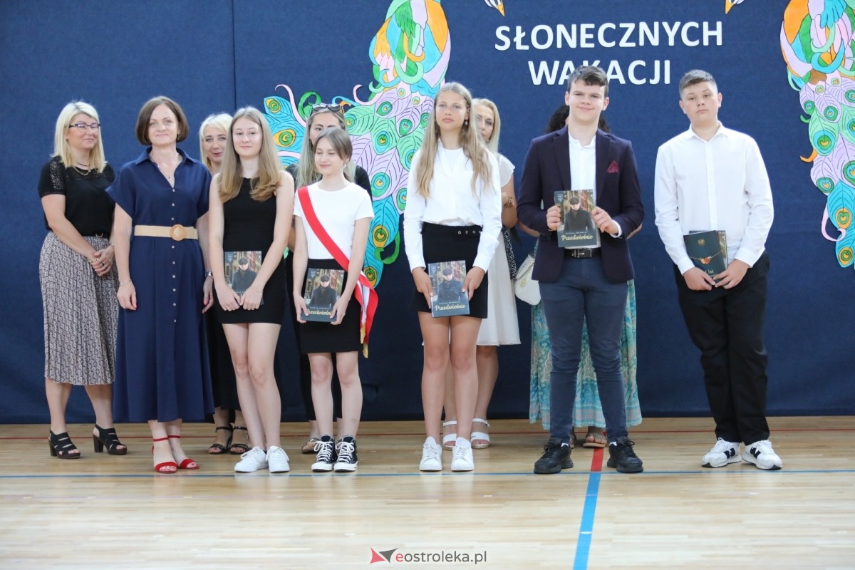 Zakończenie roku szkolnego 2023/2024 w Szkole Podstawowej w Białobieli [21.06.2024] - zdjęcie #29 - eOstroleka.pl