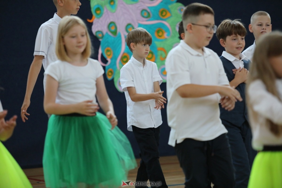 Zakończenie roku szkolnego 2023/2024 w Szkole Podstawowej w Białobieli [21.06.2024] - zdjęcie #5 - eOstroleka.pl