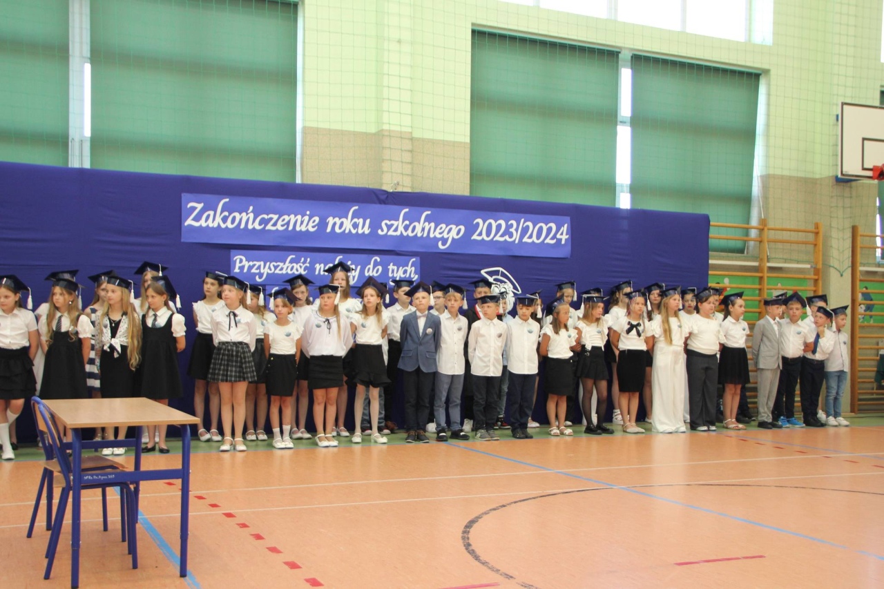Zakończenie roku szkolnego 2023/24 w Szkole Podstawowej w Rzekuniu [21.06.2024] - zdjęcie #66 - eOstroleka.pl