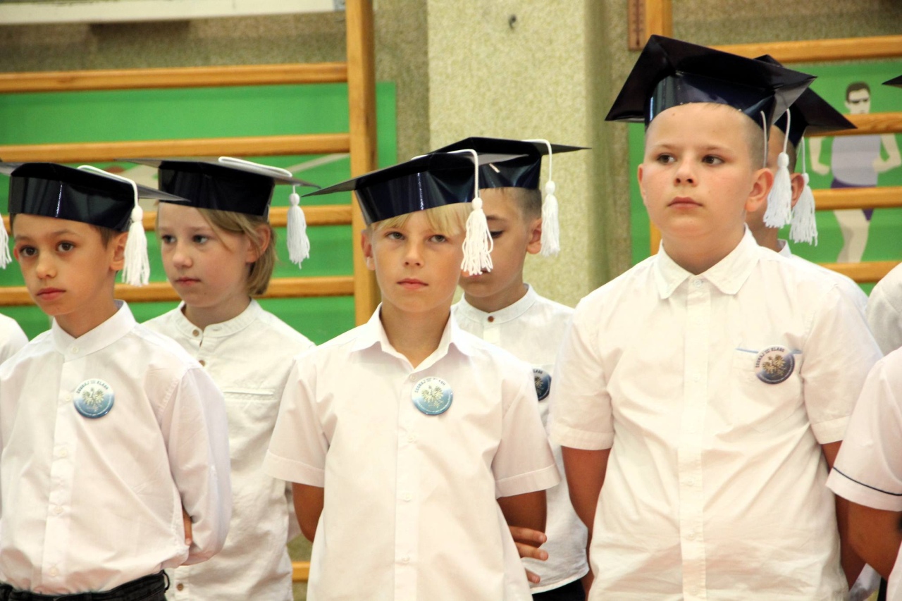 Zakończenie roku szkolnego 2023/24 w Szkole Podstawowej w Rzekuniu [21.06.2024] - zdjęcie #44 - eOstroleka.pl