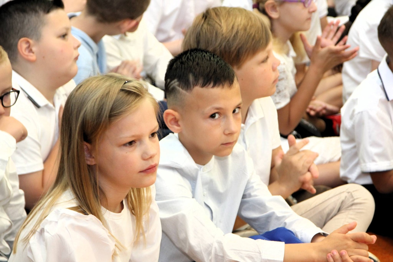 Zakończenie roku szkolnego 2023/24 w Szkole Podstawowej w Rzekuniu [21.06.2024] - zdjęcie #35 - eOstroleka.pl